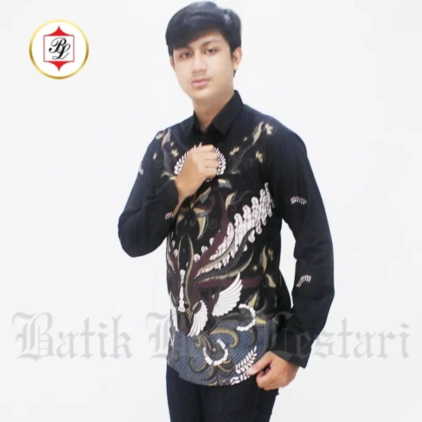 Batik Bali Lestari Kemeja Slimfit Lengan Panjang Hitam